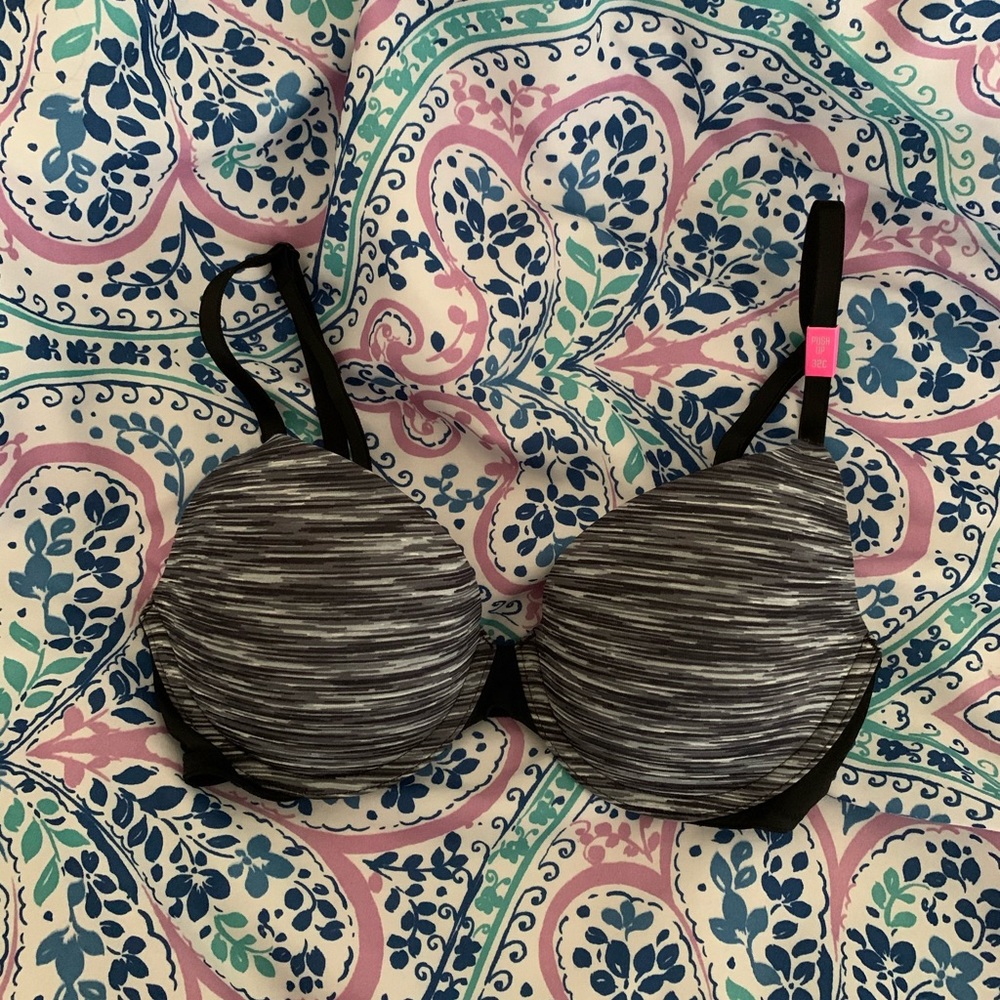 Victoria’s Secret PINK Push Up Bra